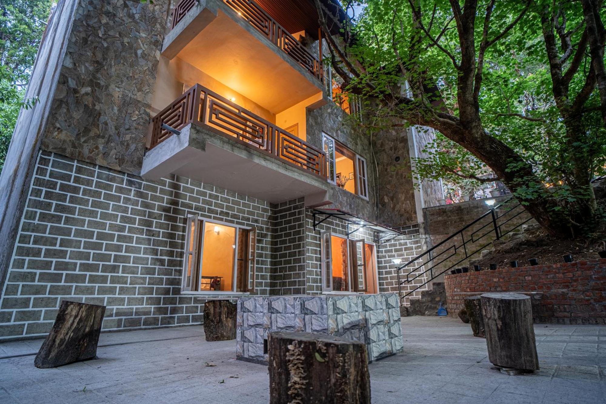 Vienna Forest Villa ナイニタール エクステリア 写真