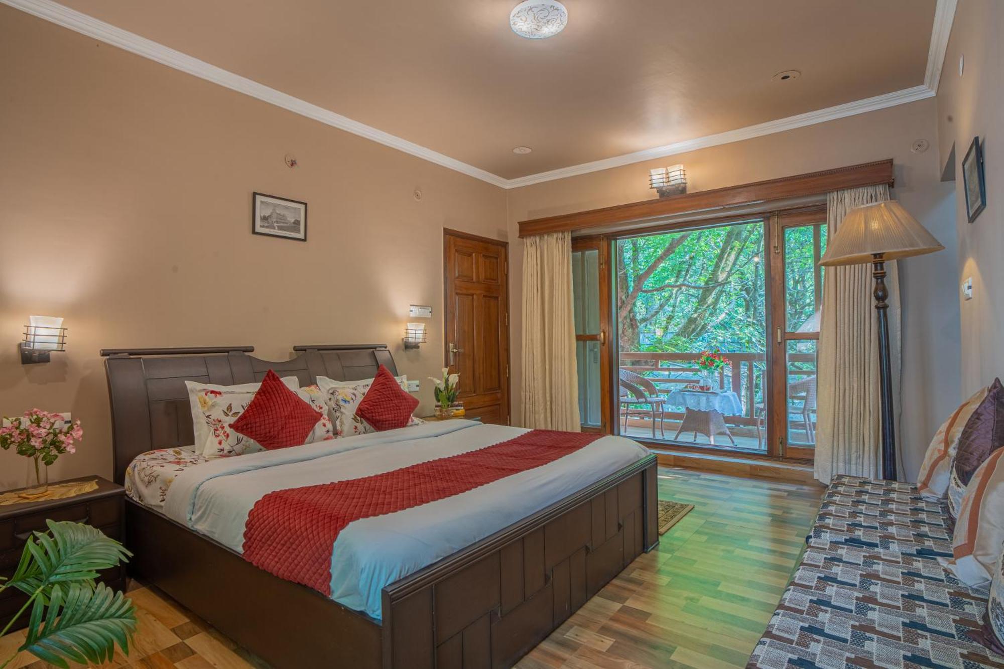 Vienna Forest Villa ナイニタール エクステリア 写真