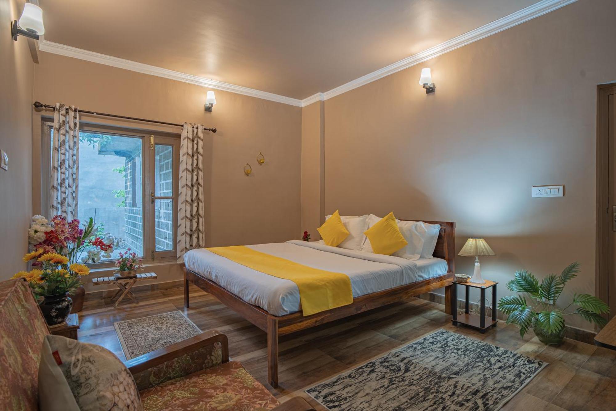 Vienna Forest Villa ナイニタール エクステリア 写真